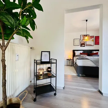 Ferienwohnung - Laendliche Atmosphaere, Geraeumig, Mit Arbeits- Und Parkplatz, Kueche, Netflix, Perfekt Fuer Gruppen Bad Staffelstein Extérieur photo